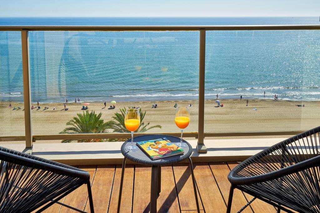 D&R Penthouse On The Beach Appartement Málaga Buitenkant foto