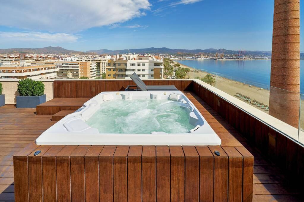 D&R Penthouse On The Beach Appartement Málaga Buitenkant foto